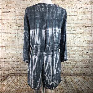 Cloth and Stone Romper size L NWOT